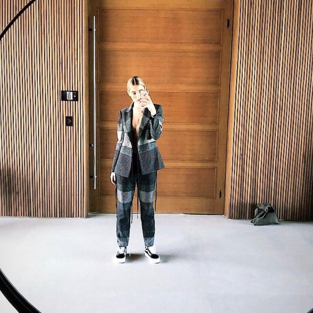 Hey Poshmark Community, I’m Rose!